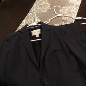 Women’s suit : blazer and pants
